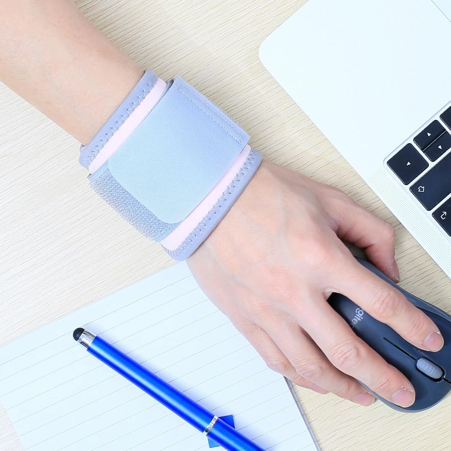 AMYONE Wrist Brace, 2 Pack Wrist Wraps for Carpal Tunnel & Pain Relief, Adjustable Support for Yoga/Fitness/Sports/Weightlifting, Elastic Gym Wrist Sweatbands, Sakura Pink