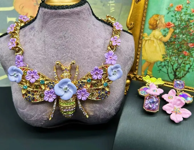 Pre Order:  Bee Flower Necklace   Earrings