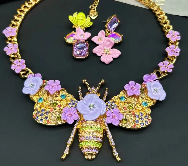 Pre Order:  Bee Flower Necklace   Earrings
